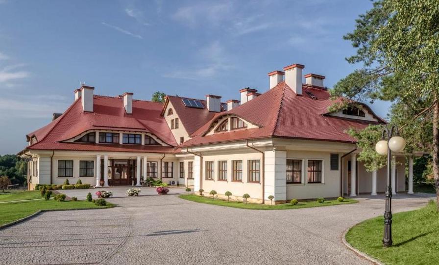 Hotel Stodolka Cminsk Екстер'єр фото